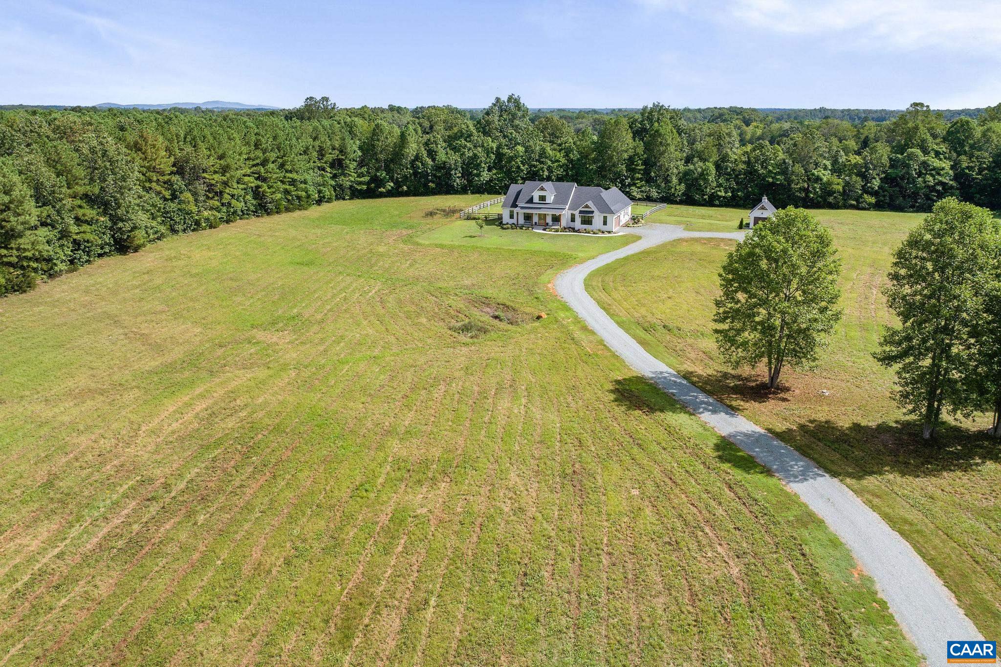 1570 JAMES RIVER RD