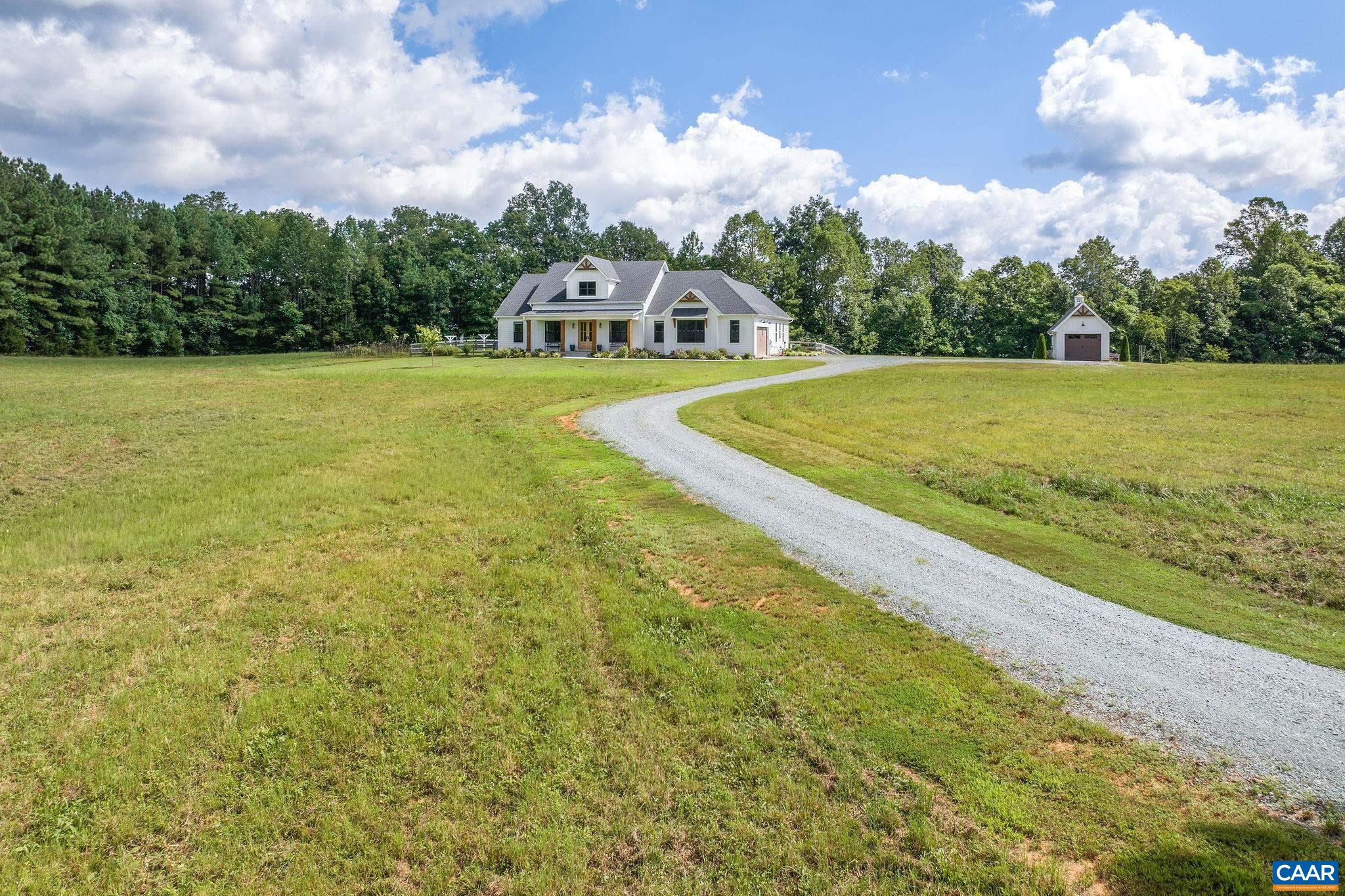1570 JAMES RIVER RD