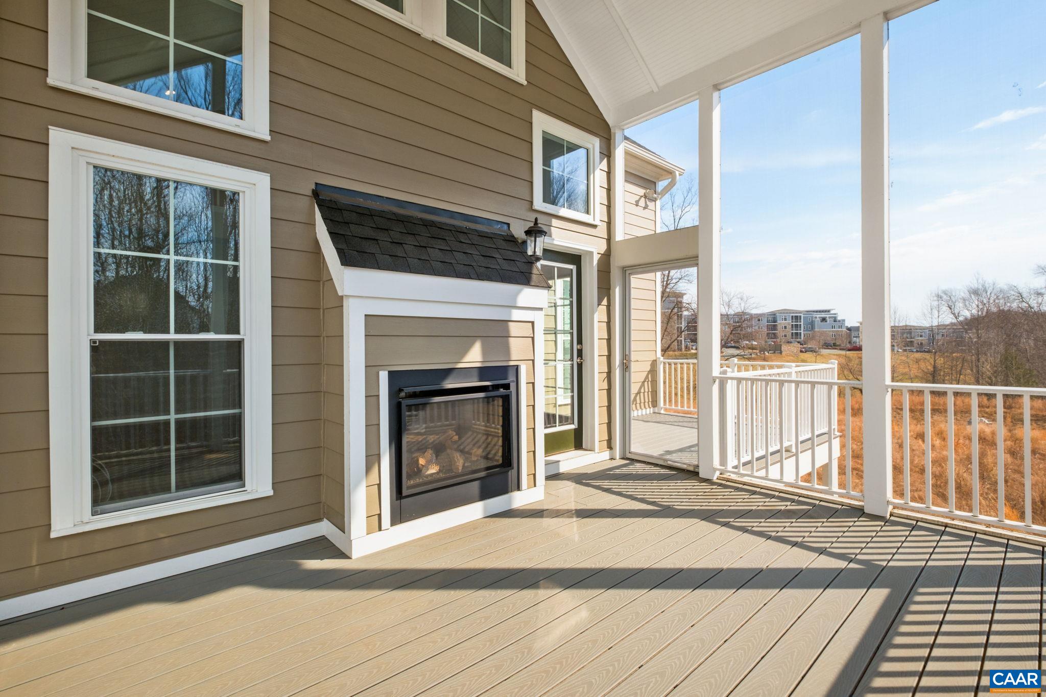 336 AVONDALE LN