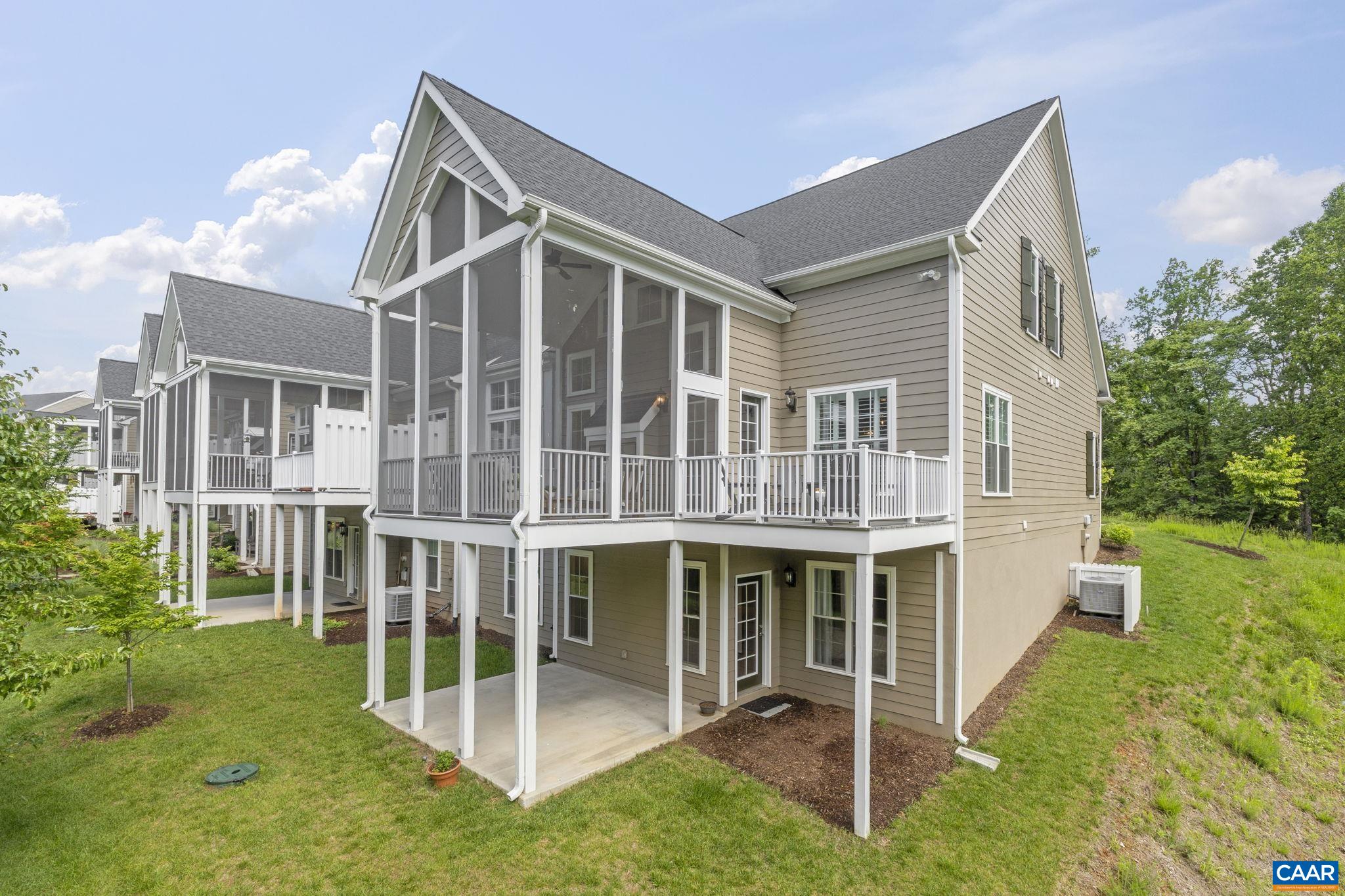 336 AVONDALE LN