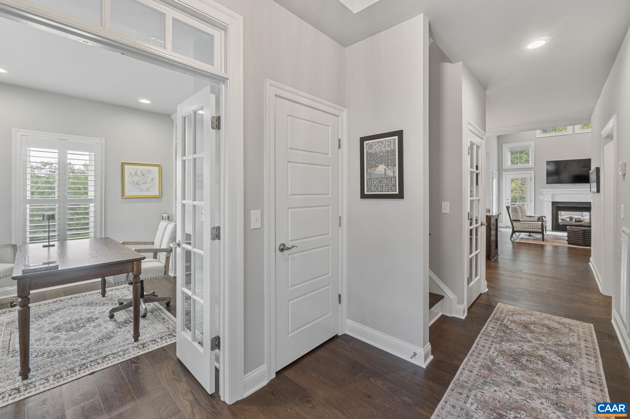 336 AVONDALE LN