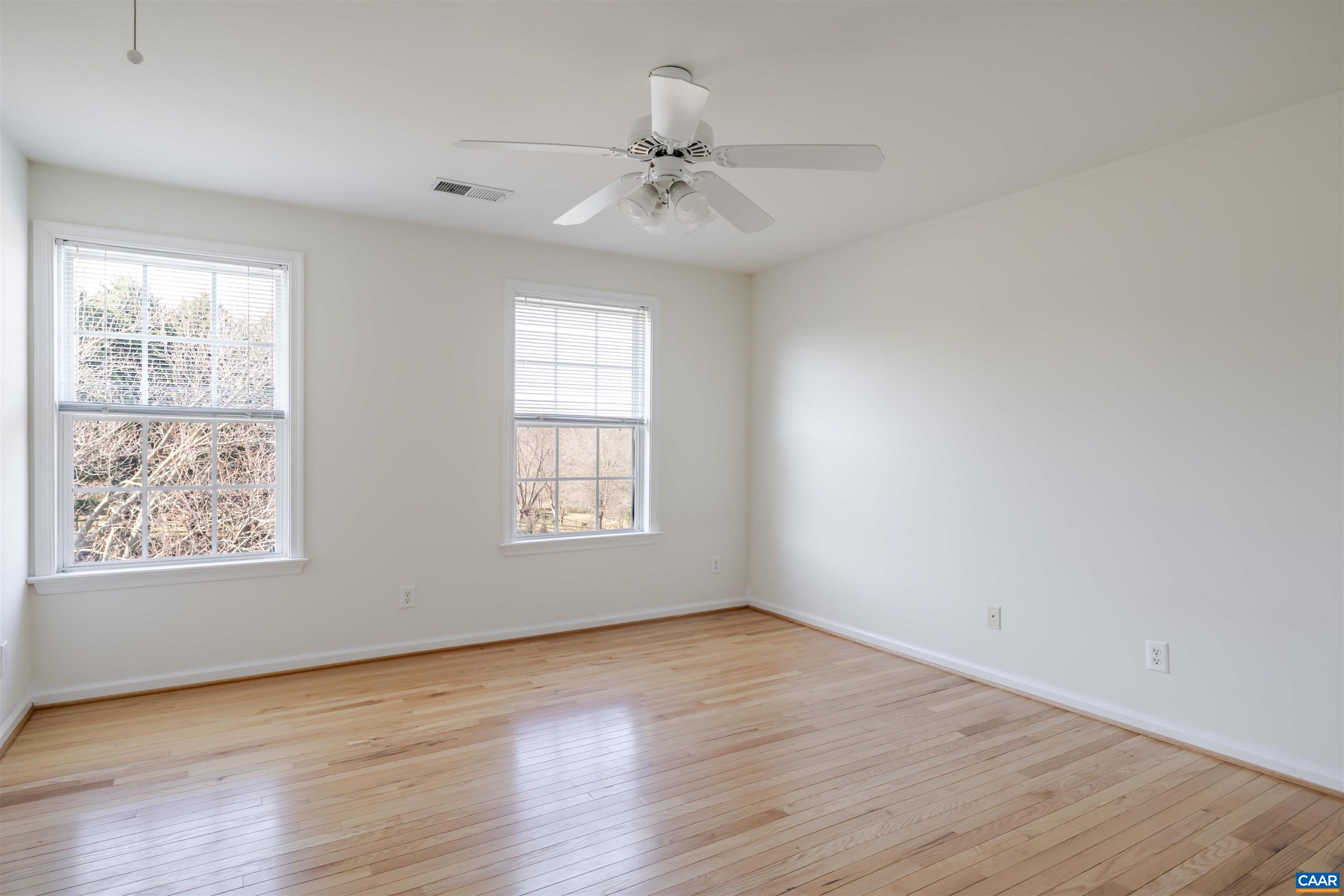 1051 OLD FOX TRAIL LN