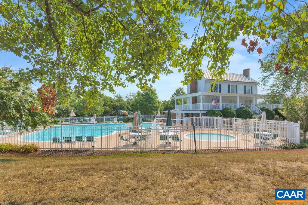 1051 OLD FOX TRAIL LN