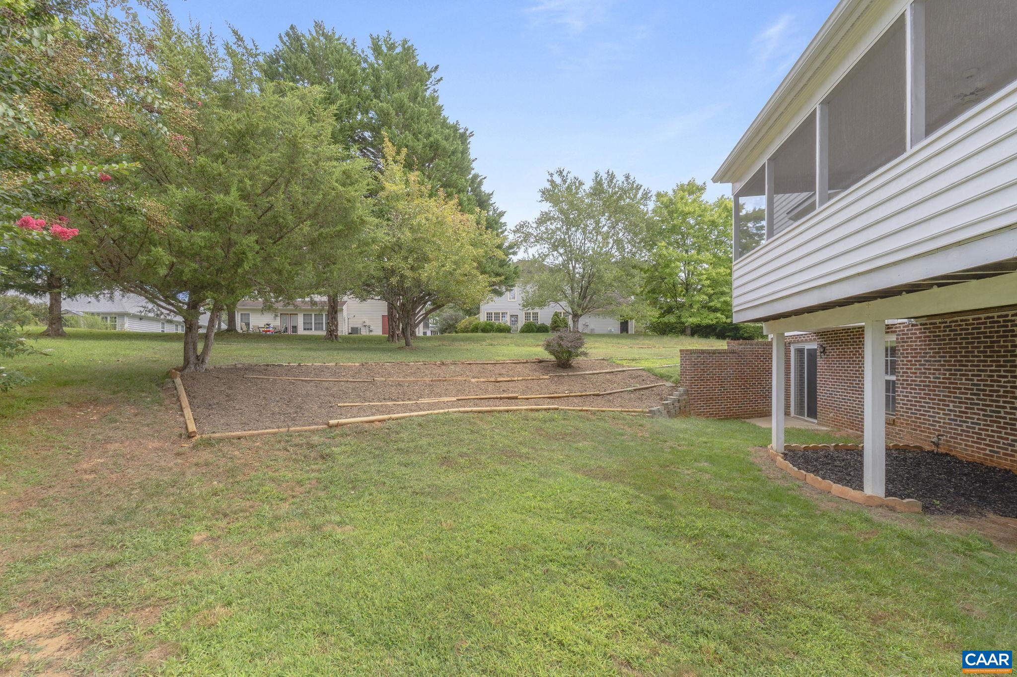 1051 OLD FOX TRAIL LN