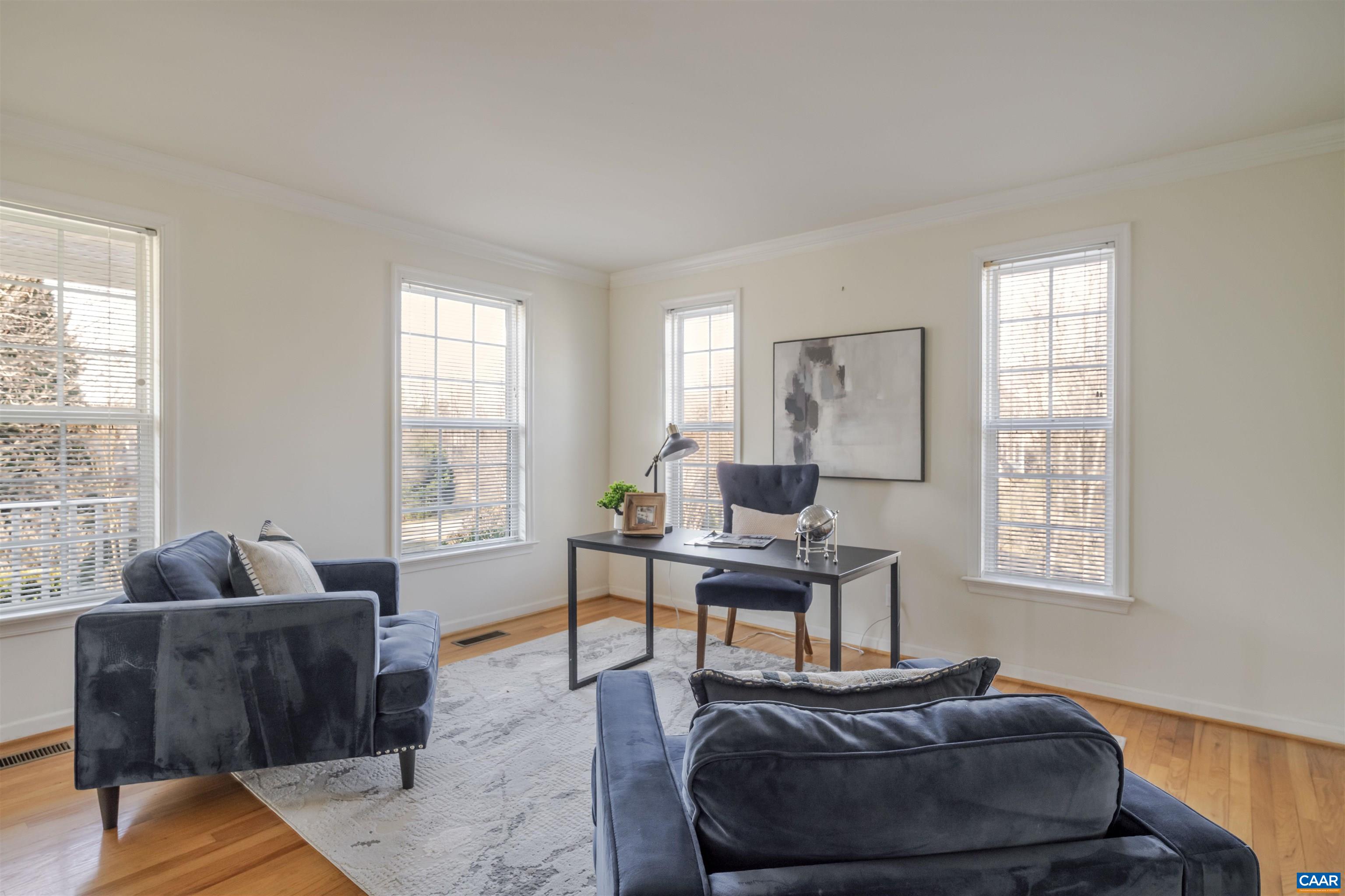 1051 OLD FOX TRAIL LN