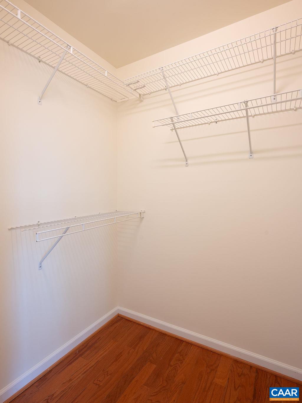 1411 GLENSIDE GREEN