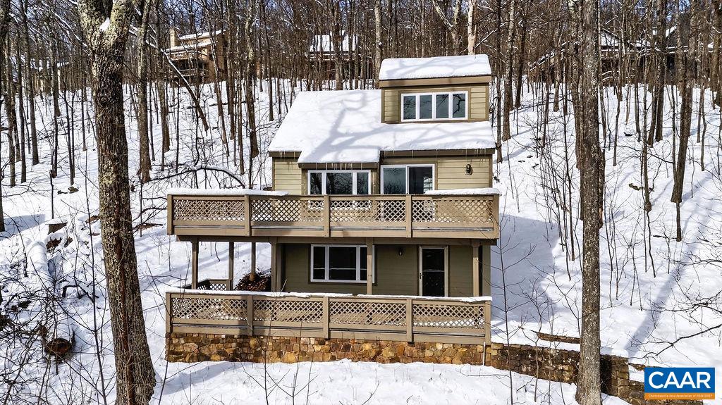 38 FIRTREE DR