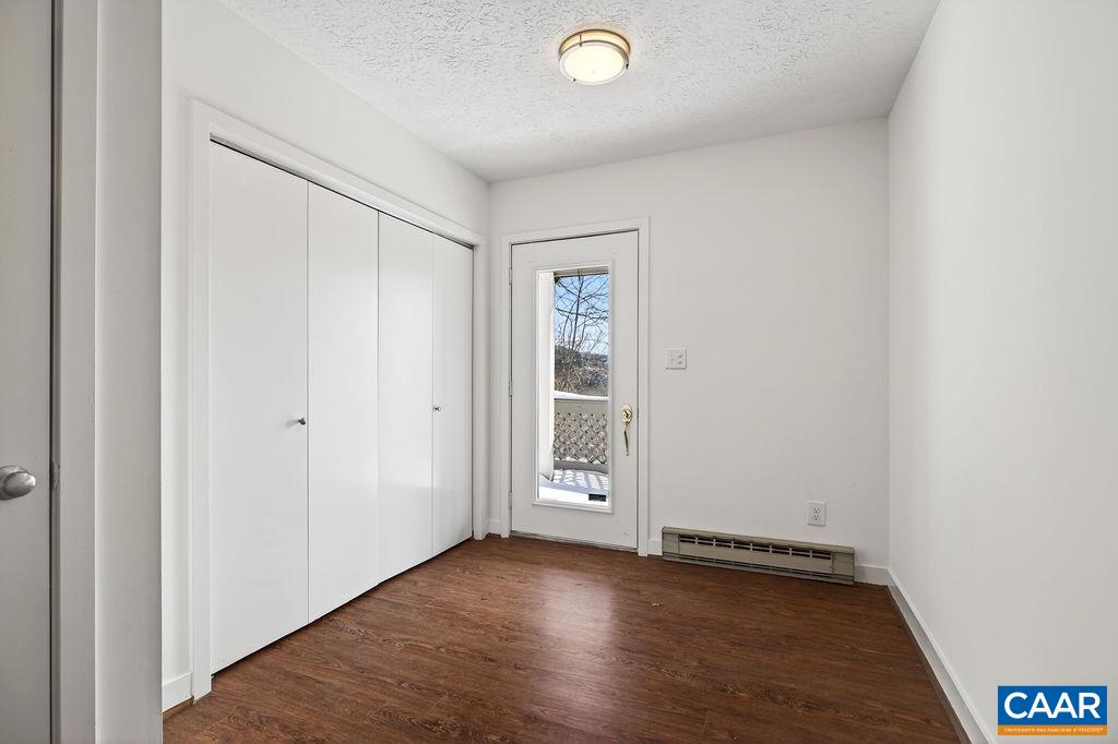 38 FIRTREE DR