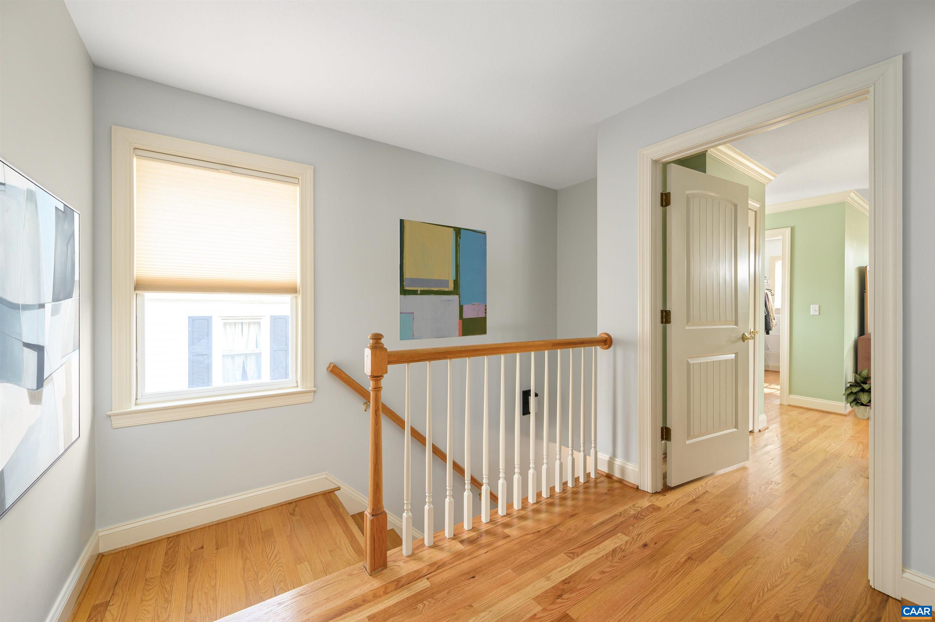 908 ELLIOTT AVE