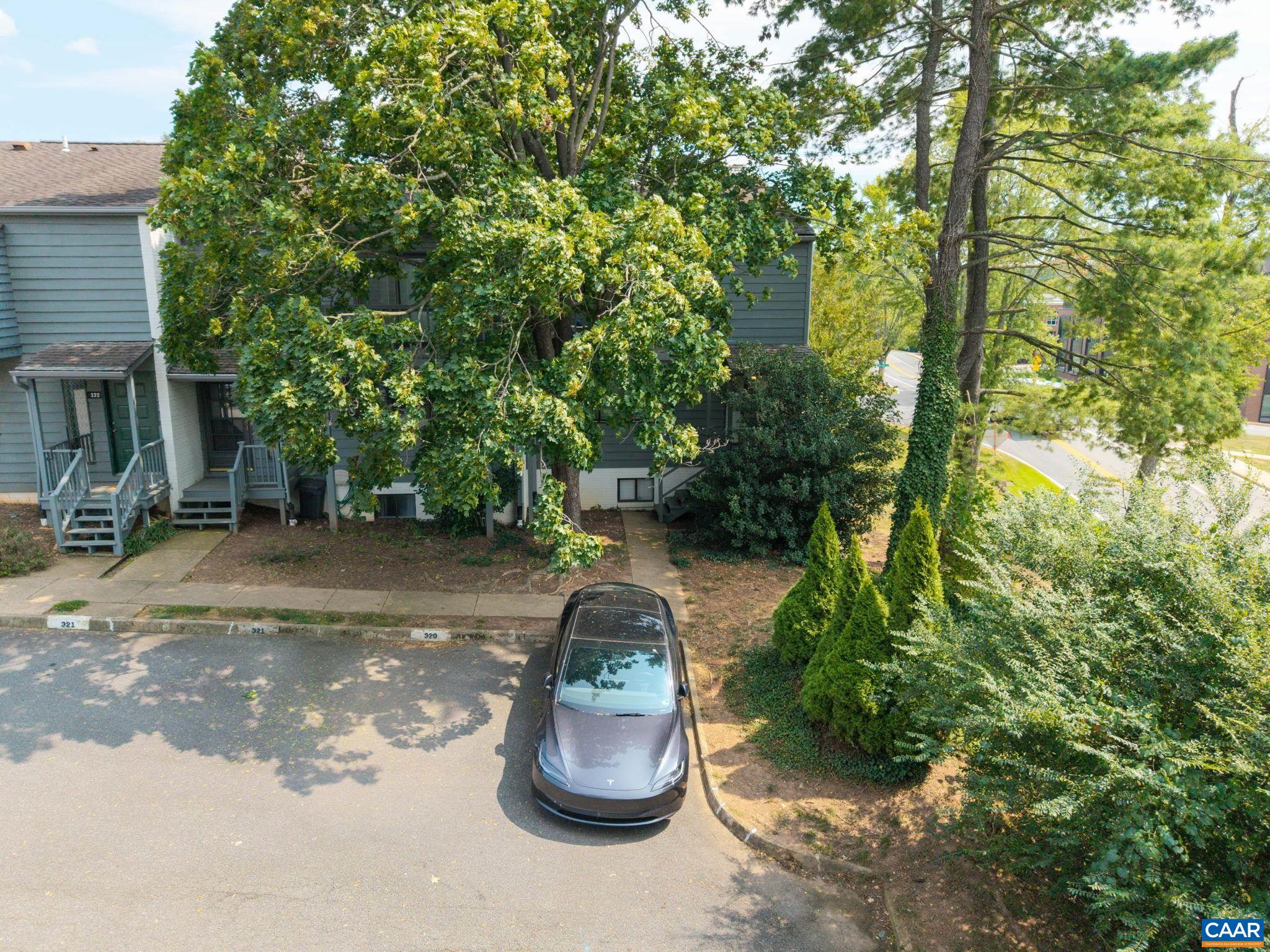 320 HARVEST DR