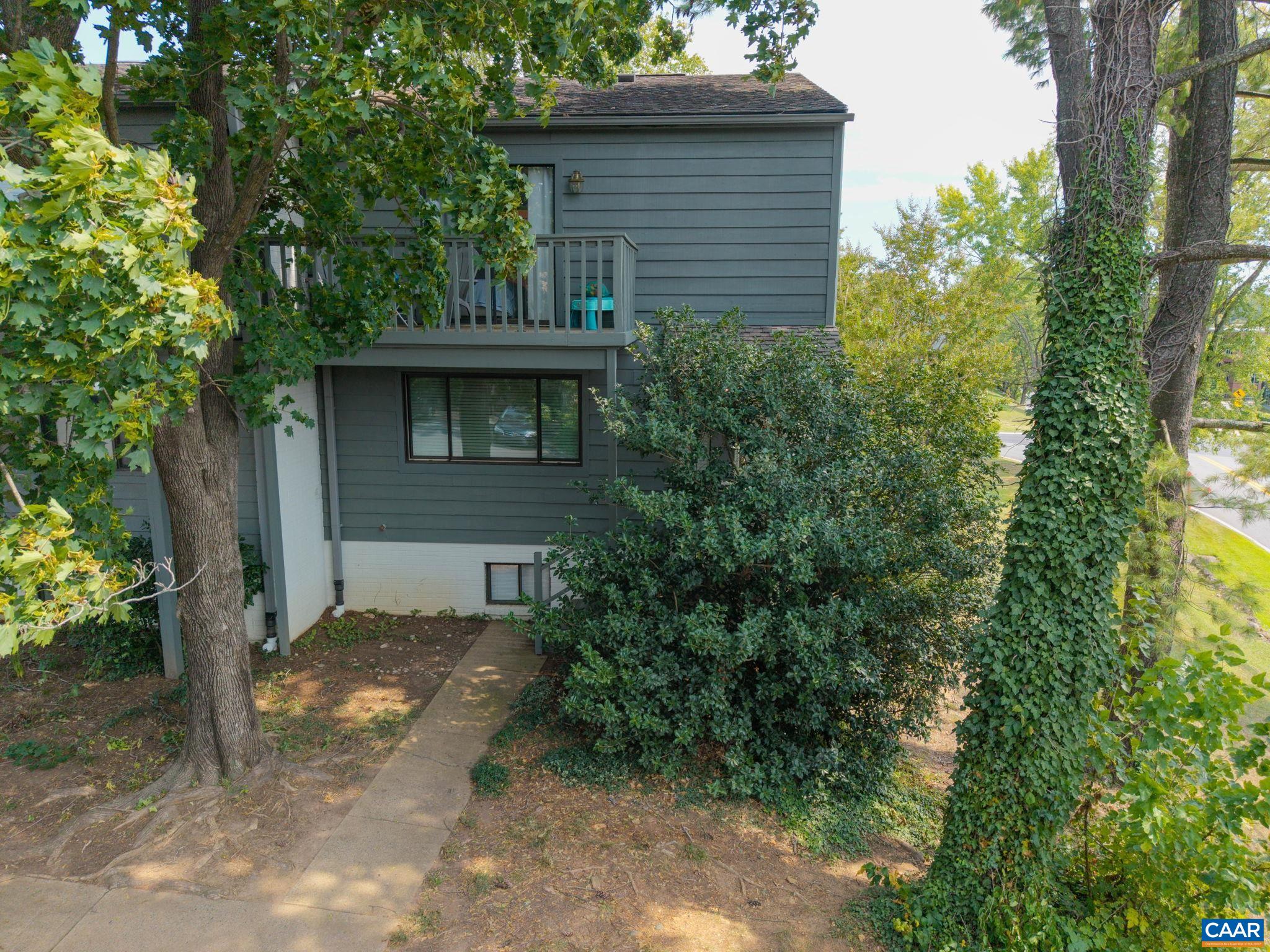 320 HARVEST DR
