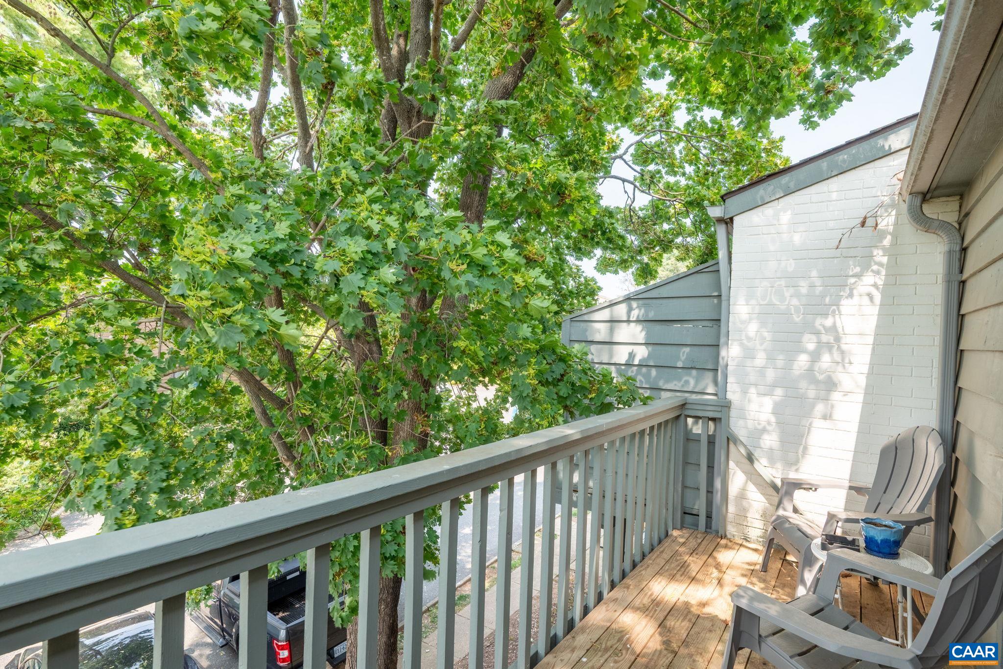 320 HARVEST DR