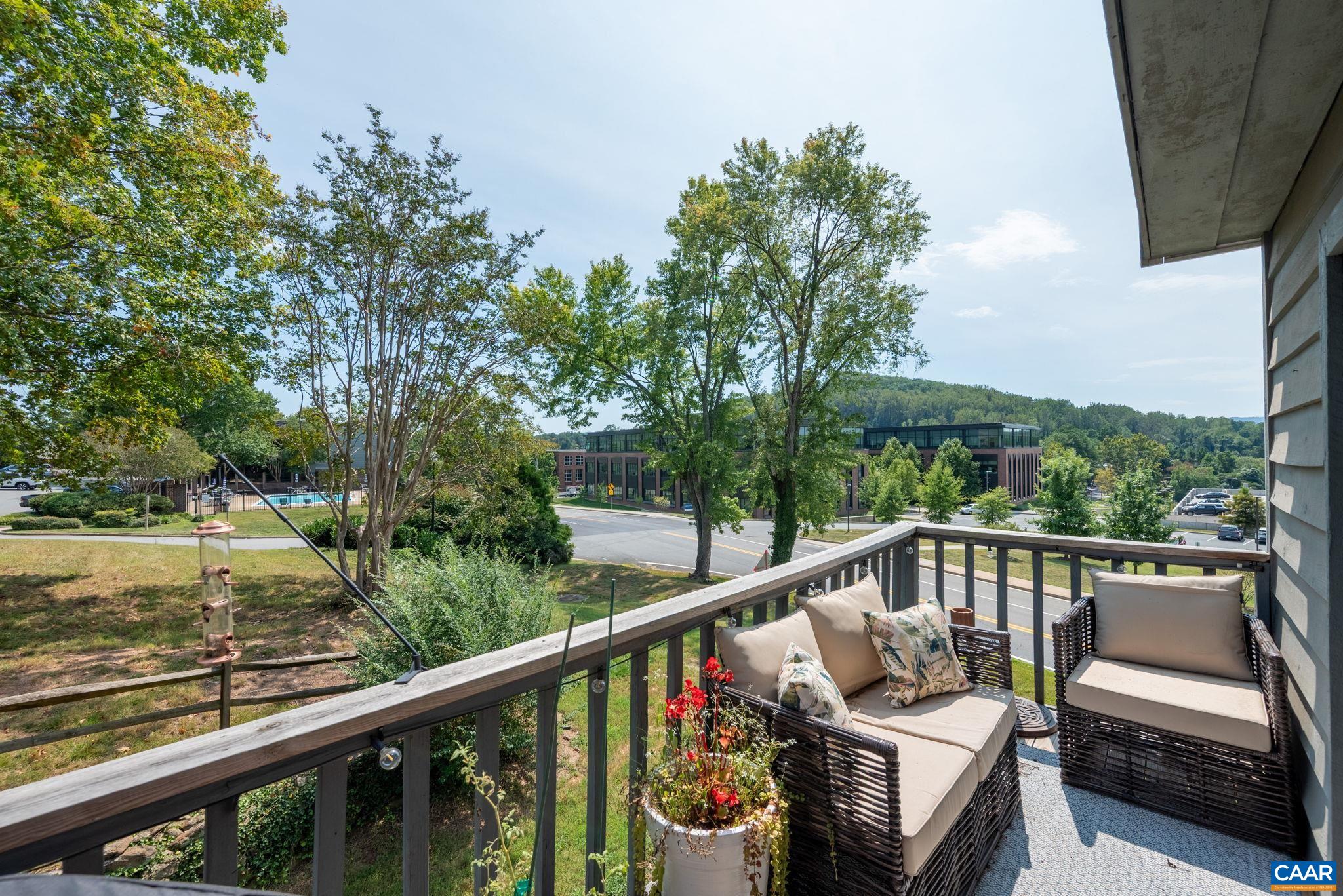 320 HARVEST DR