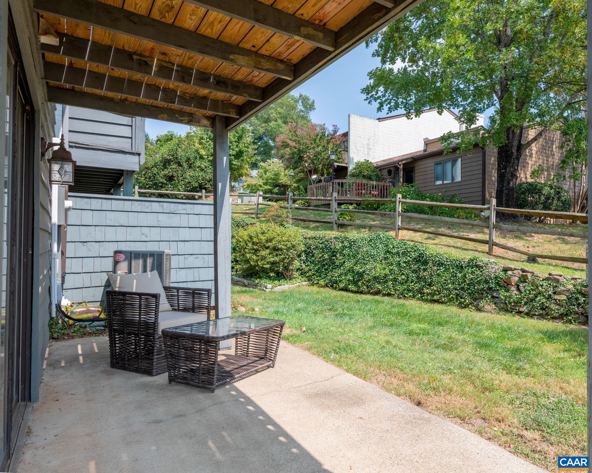 320 HARVEST DR