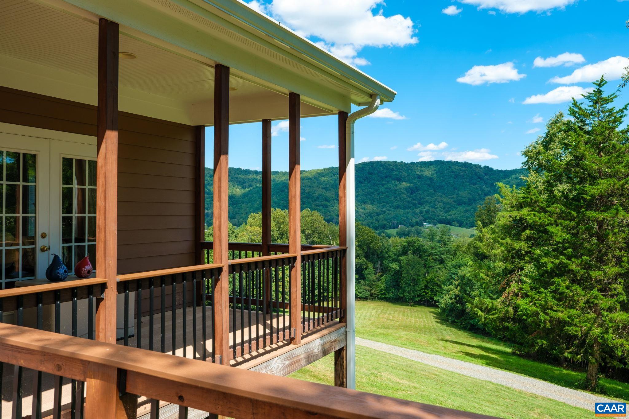431 BEAR RUN RD