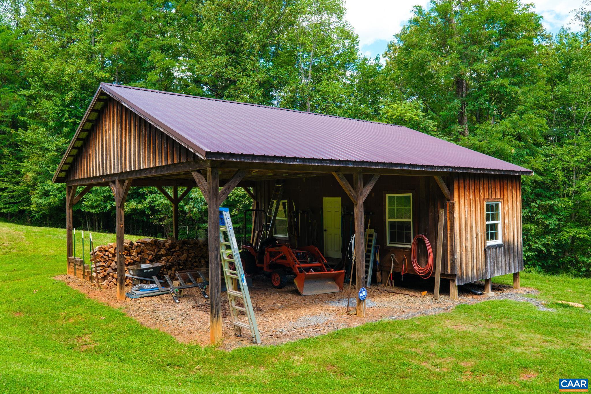 431 BEAR RUN RD