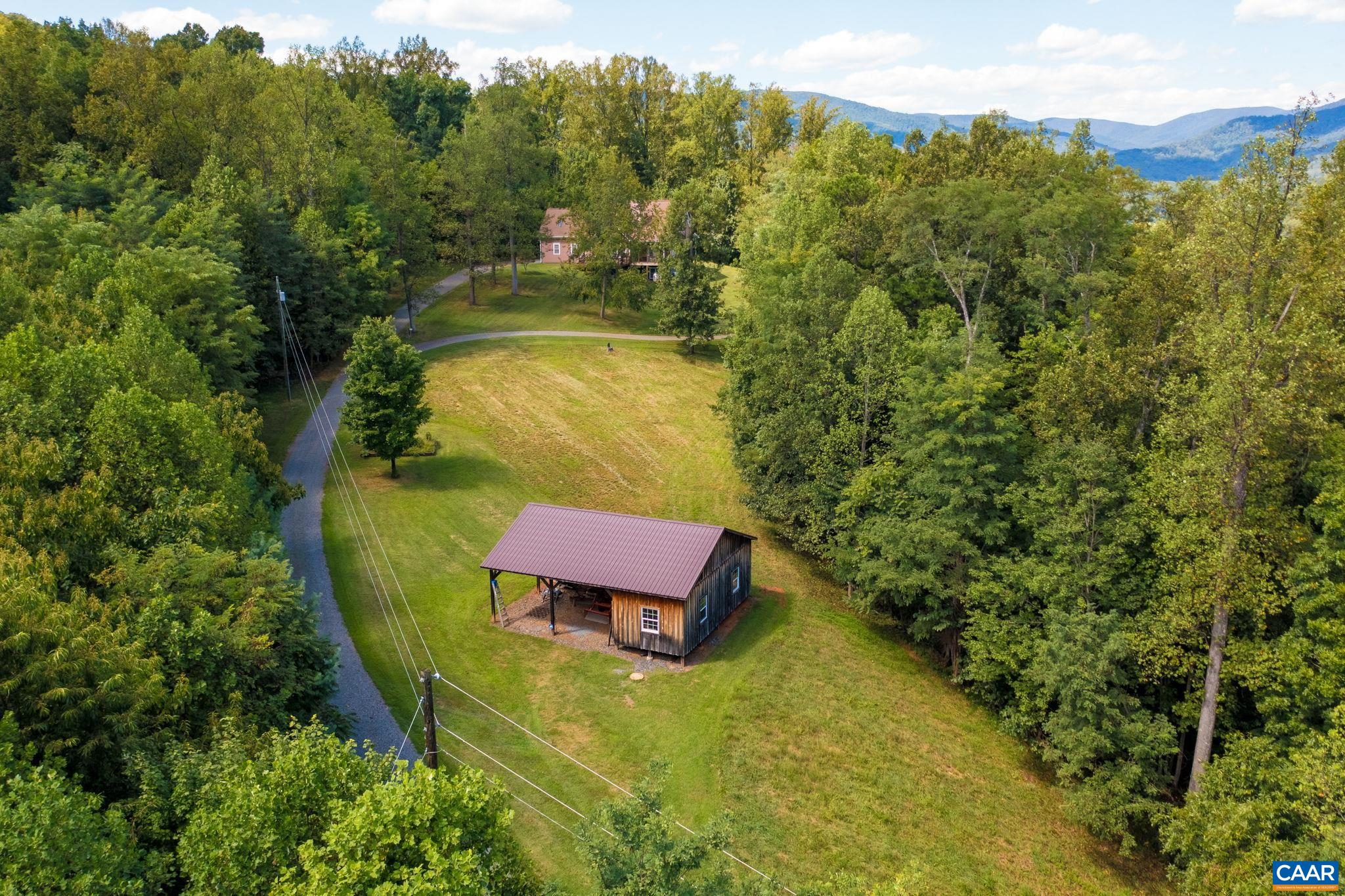 431 BEAR RUN RD