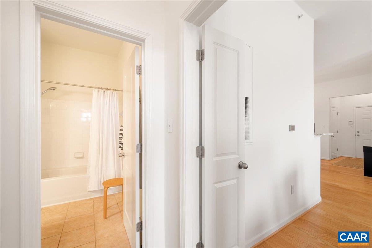 765 WALKER SQ Unit: 4A