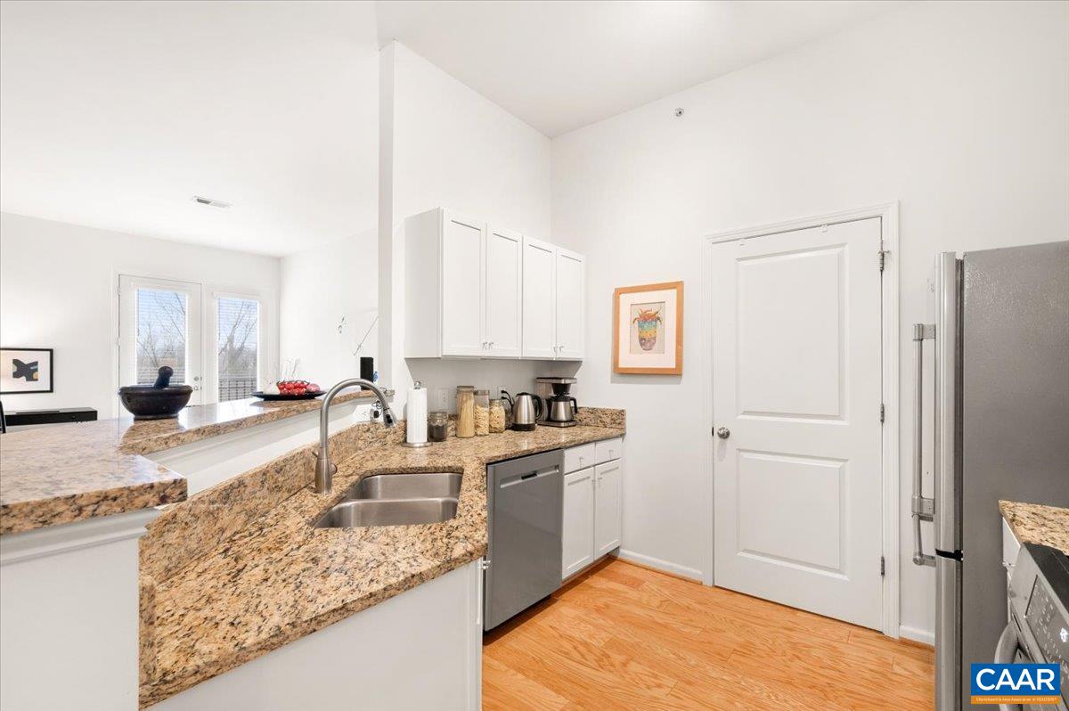 765 WALKER SQ Unit: 4A