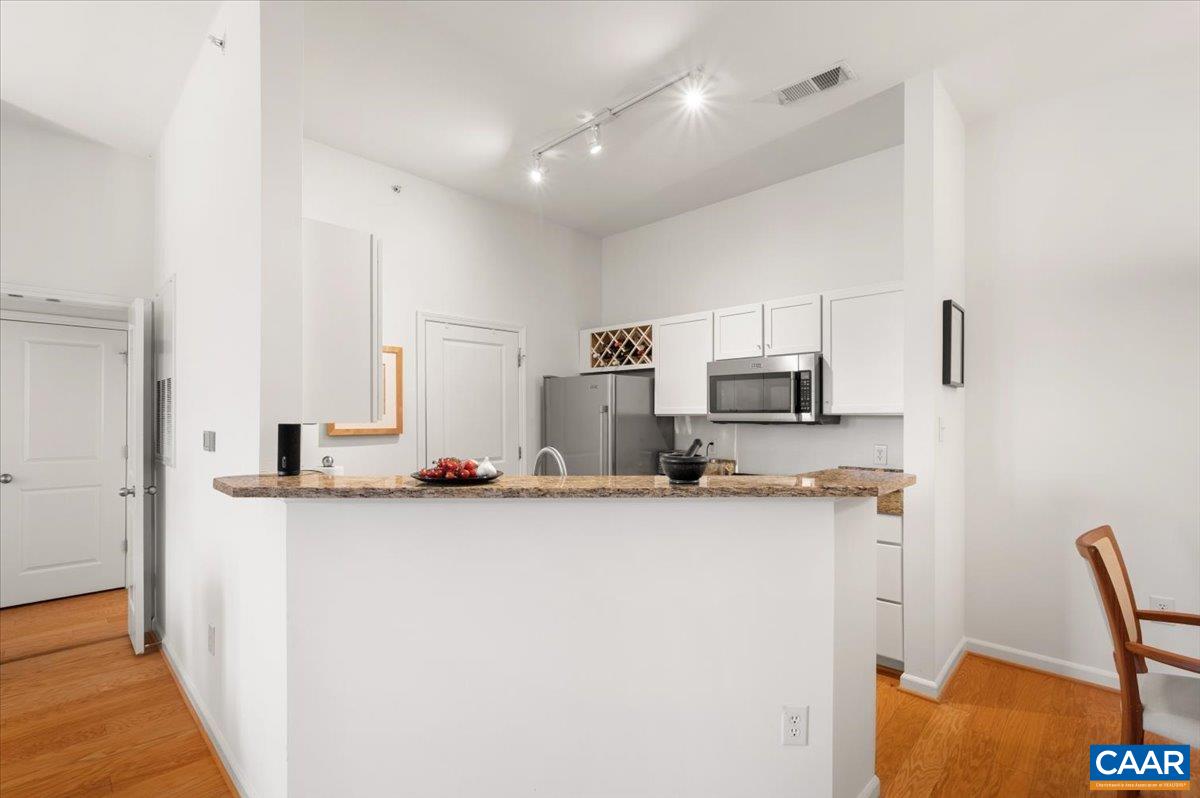 765 WALKER SQ Unit: 4A