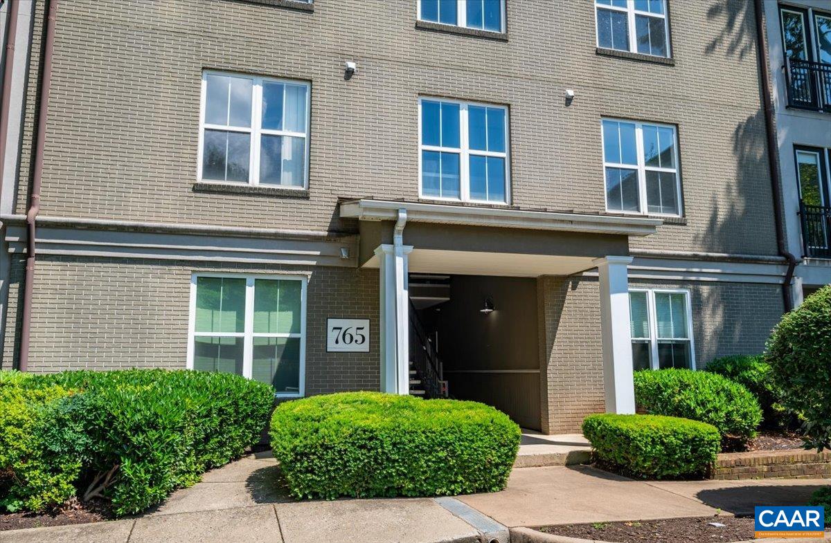 765 WALKER SQ Unit: 4A