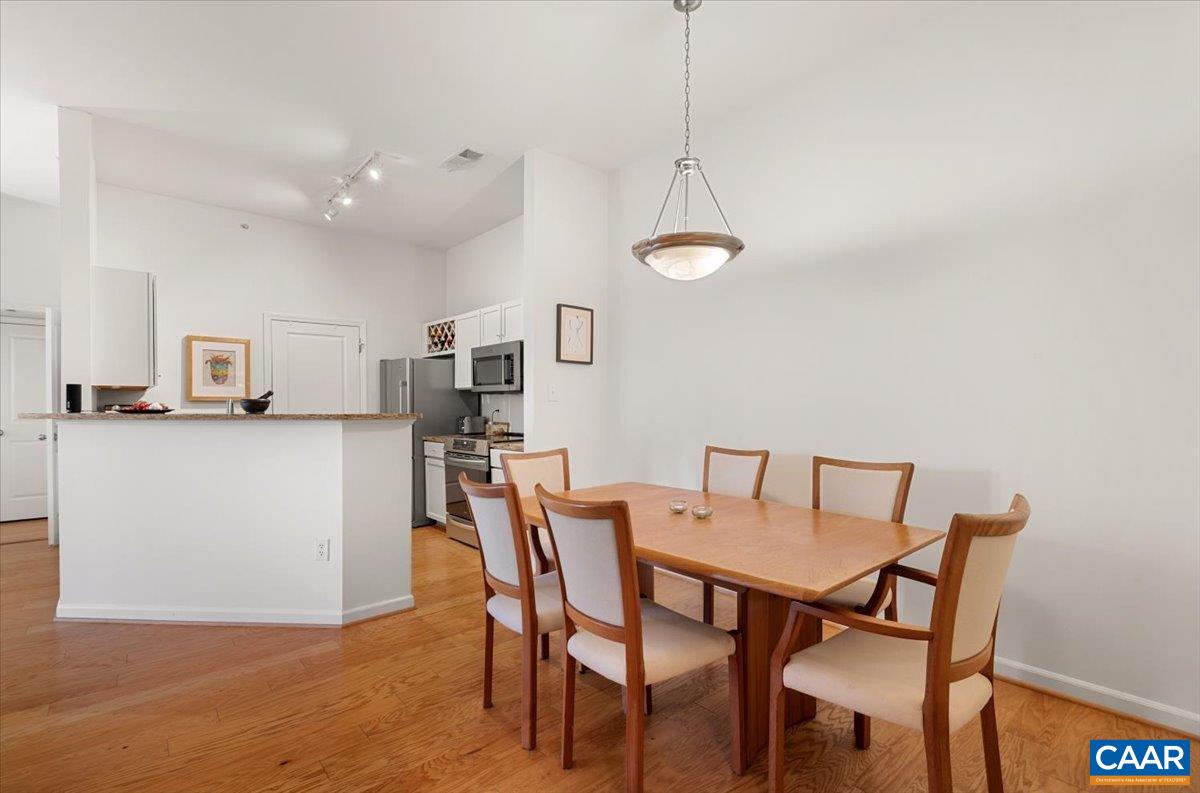 765 WALKER SQ Unit: 4A