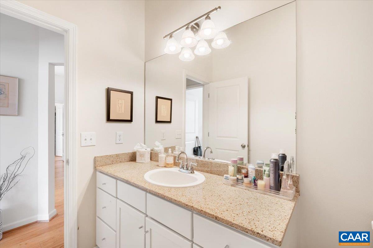 765 WALKER SQ Unit: 4A