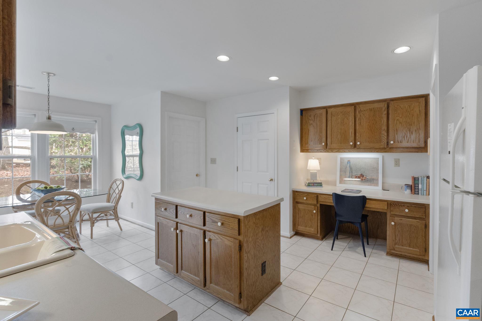 1697 BANYAN CT