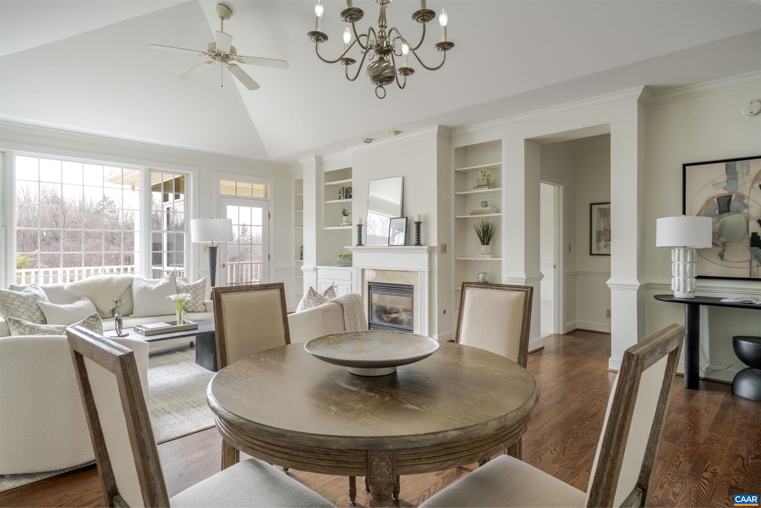 1362 PANTOPS COTTAGE CT