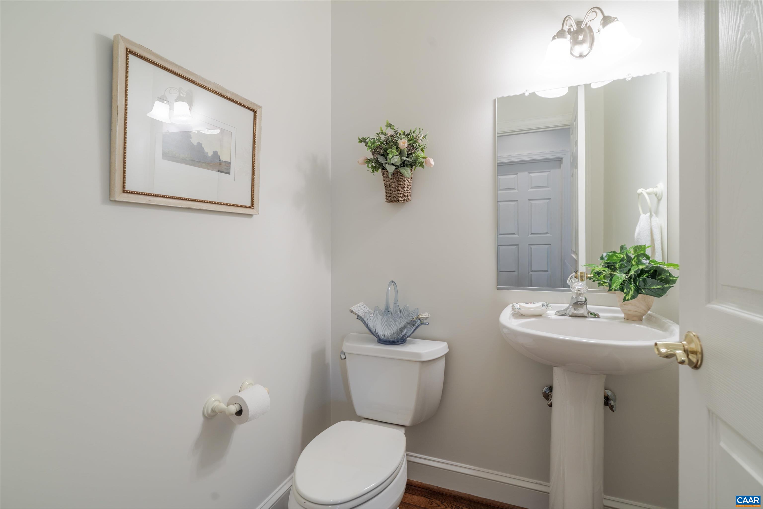 1362 PANTOPS COTTAGE CT