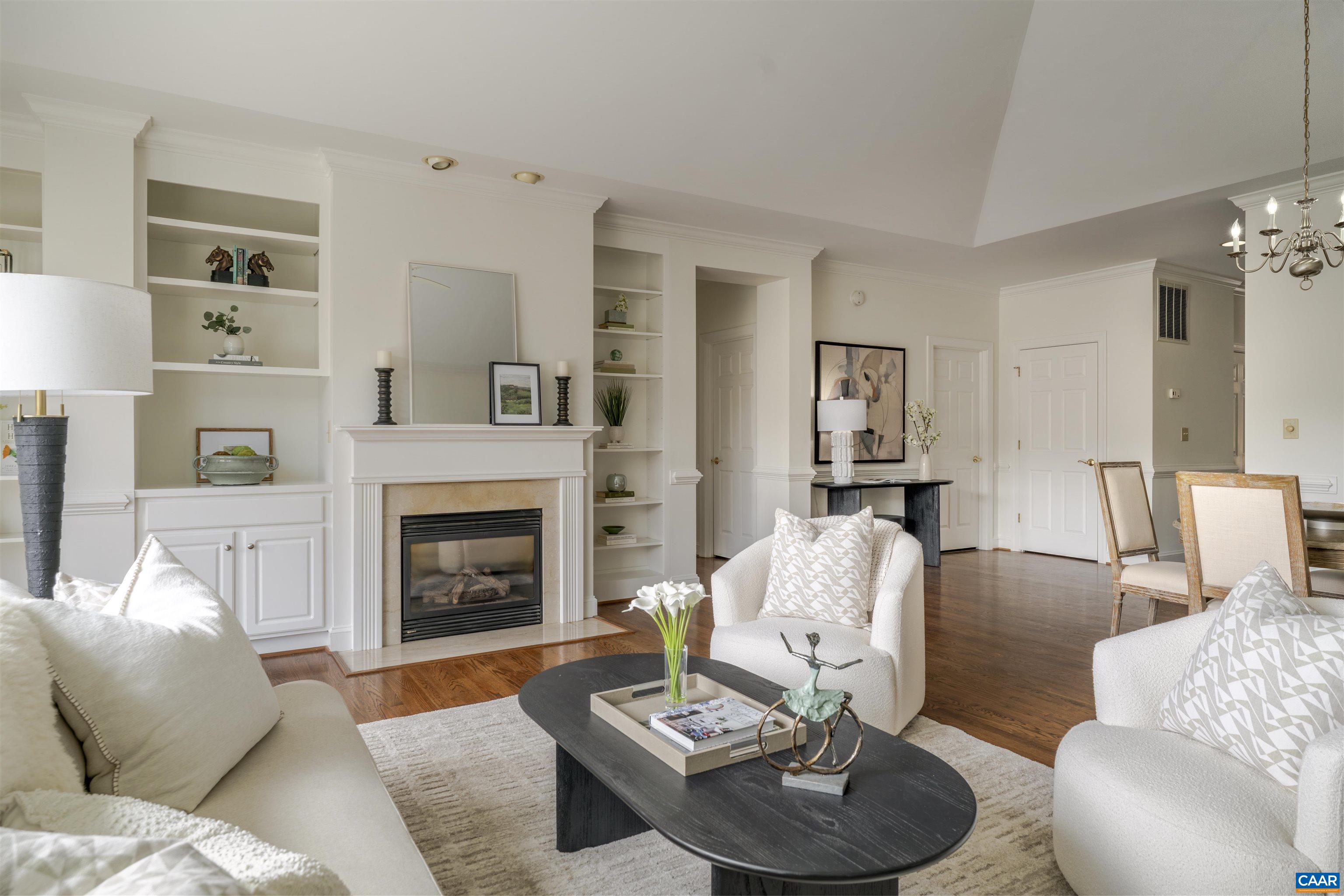 1362 PANTOPS COTTAGE CT
