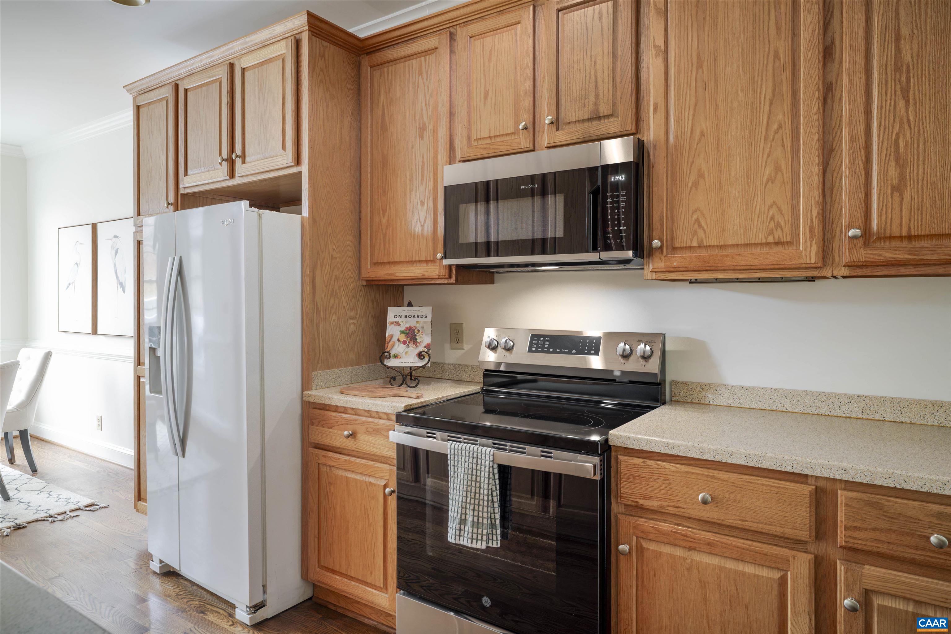 1362 PANTOPS COTTAGE CT