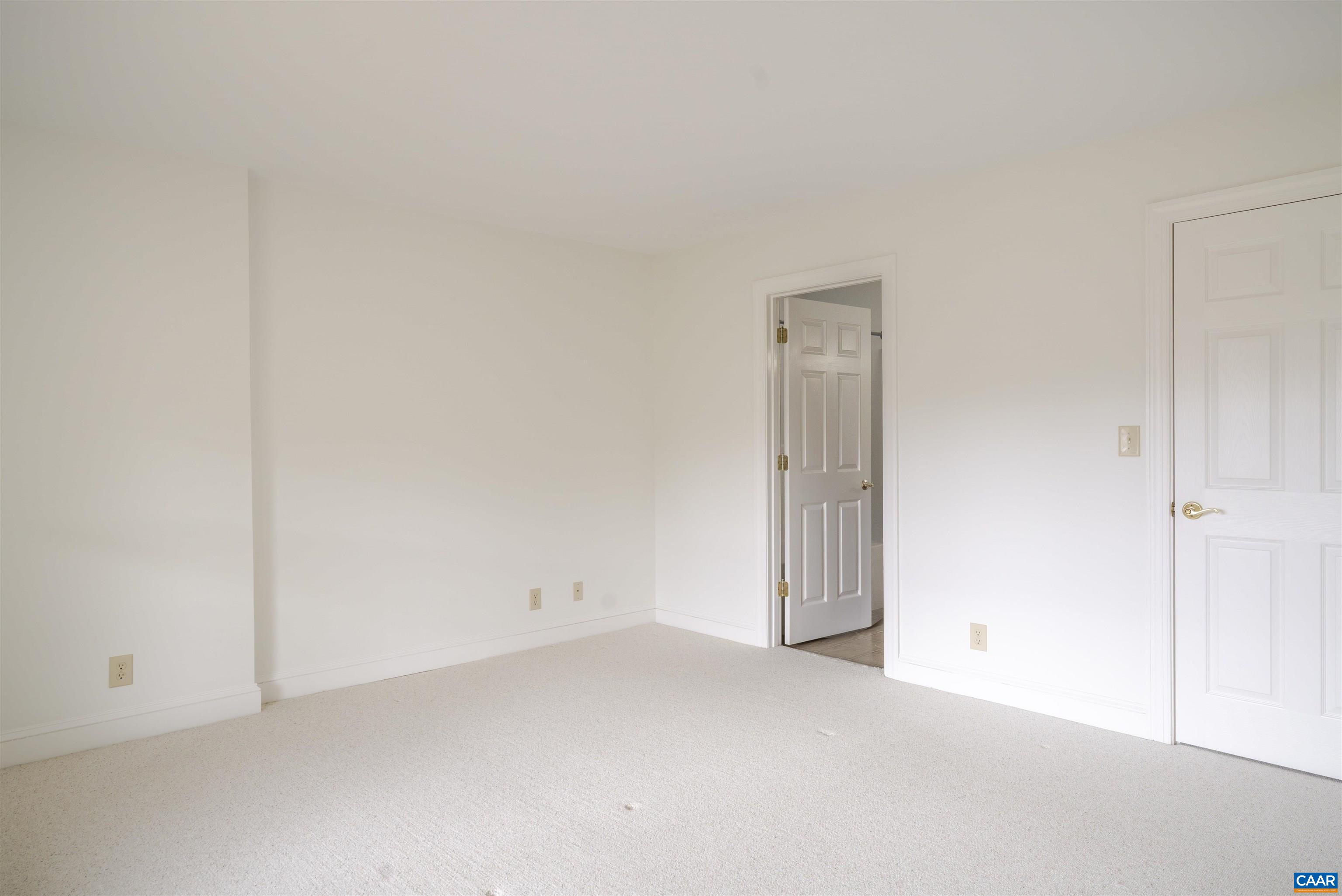 1362 PANTOPS COTTAGE CT