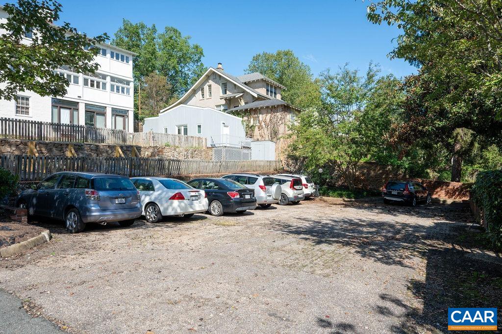 503 NE 2ND ST