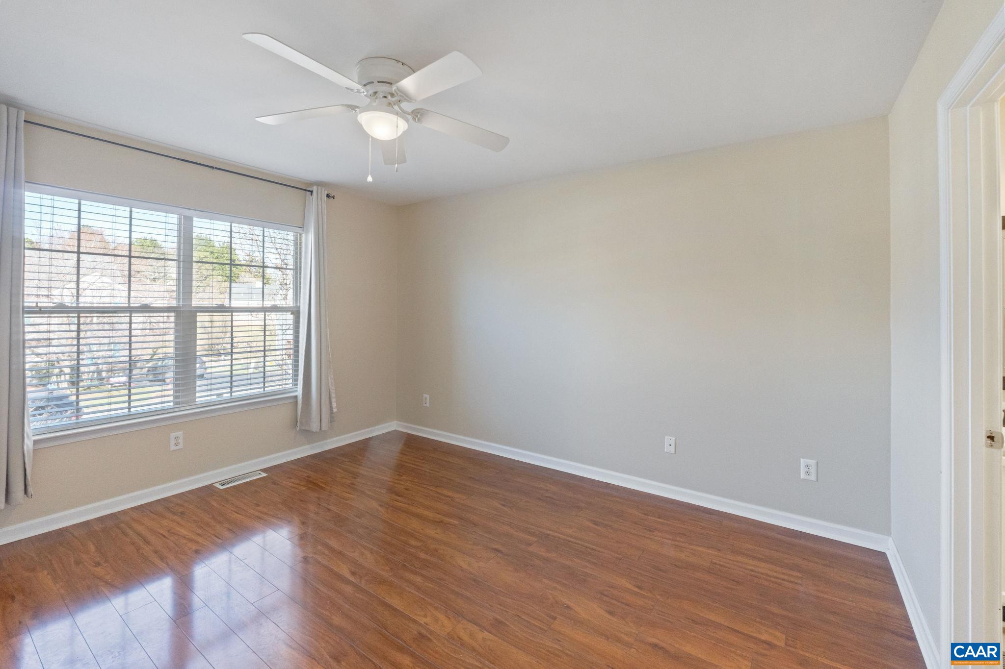 177 BUTTERCUP LN