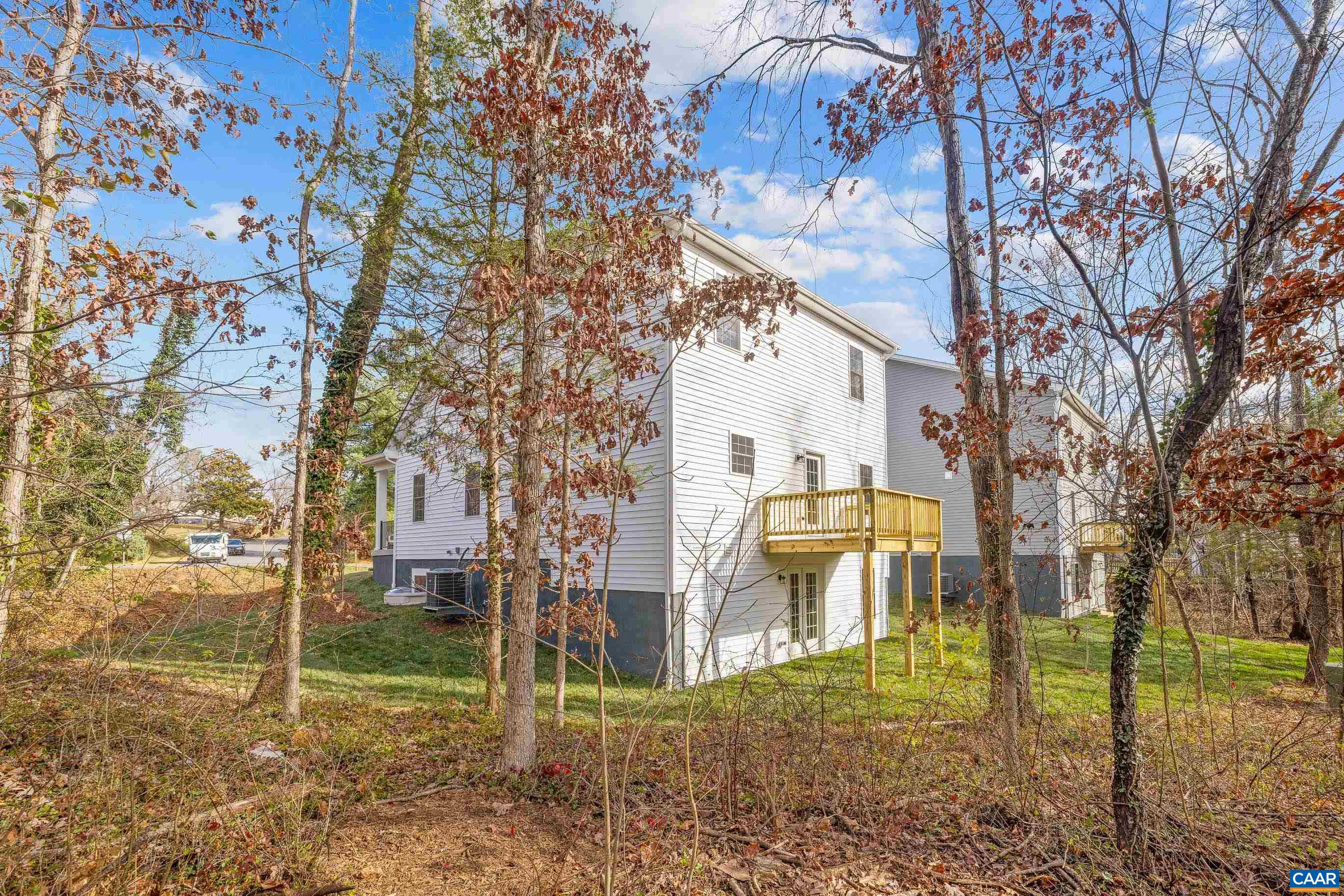 36B BETHUNE ST