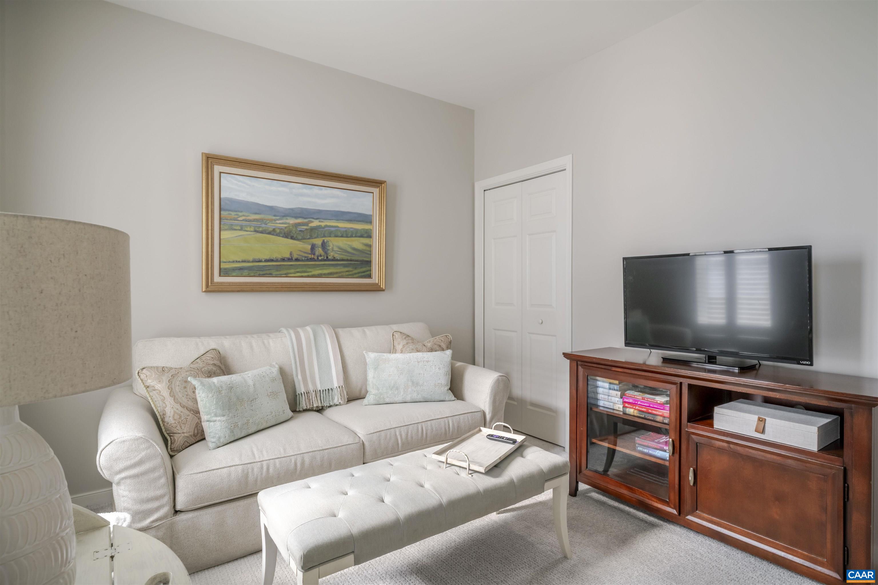 1322 STONEGATE CT