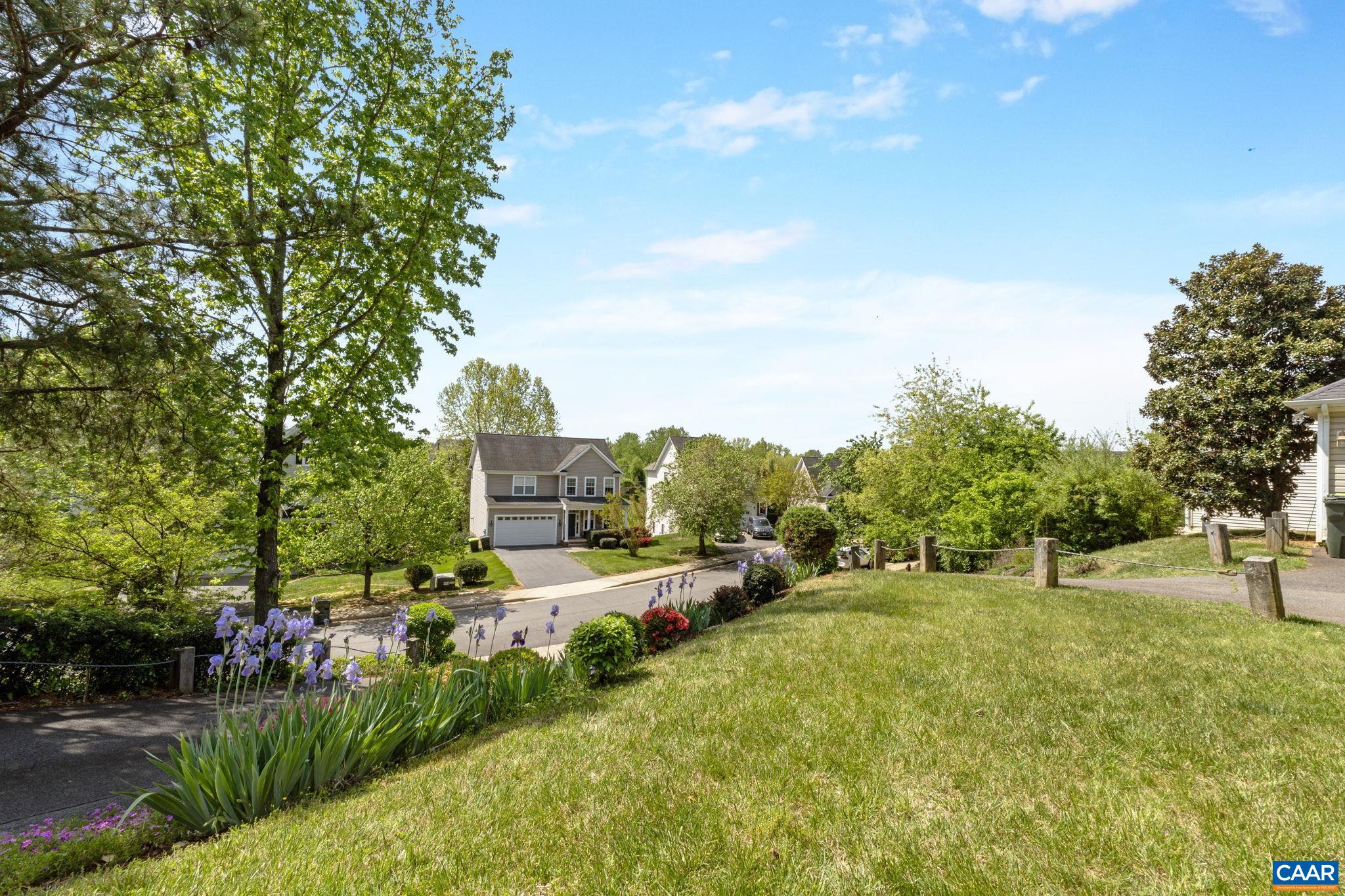 1365 AMBER RIDGE RD