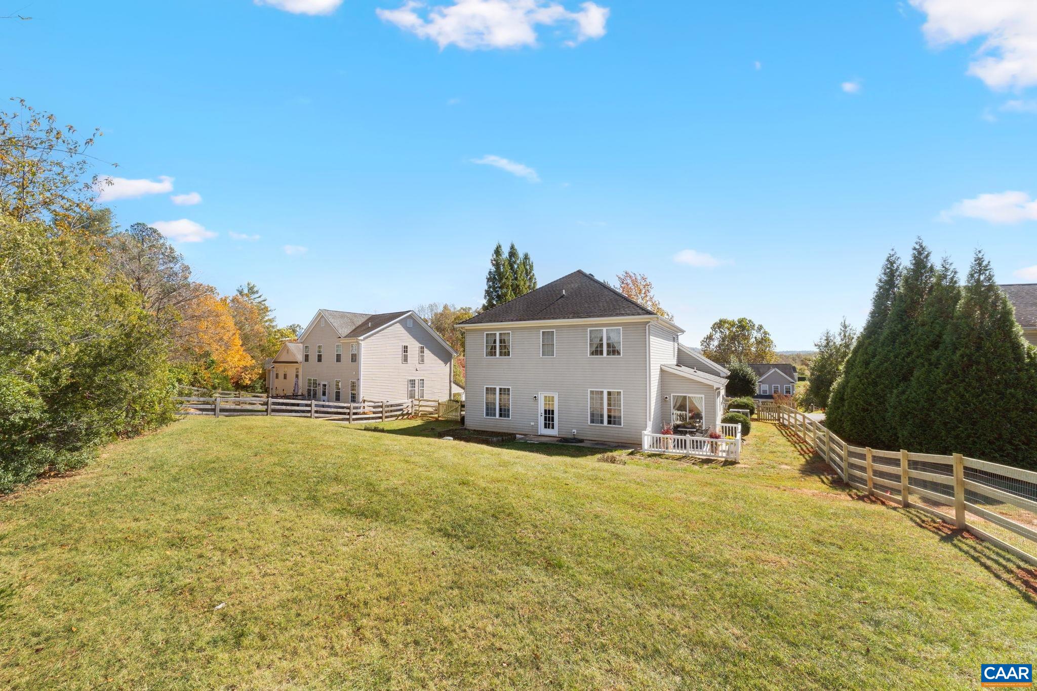 1365 AMBER RIDGE RD