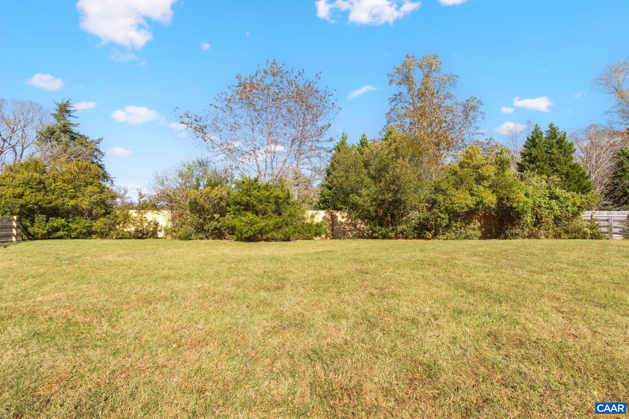 1365 AMBER RIDGE RD