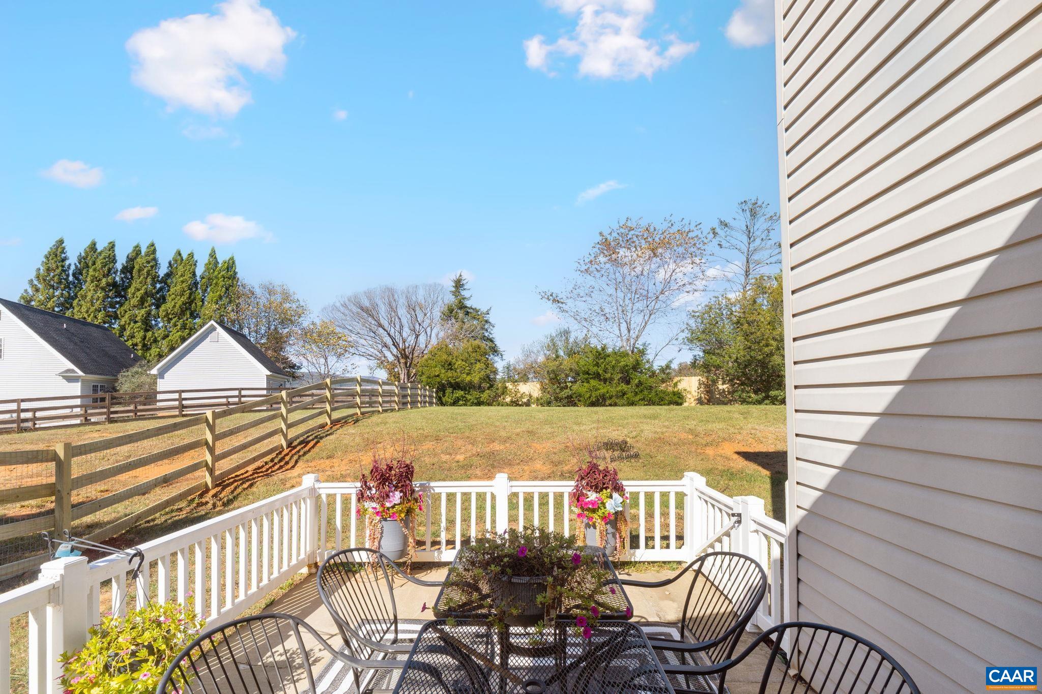 1365 AMBER RIDGE RD