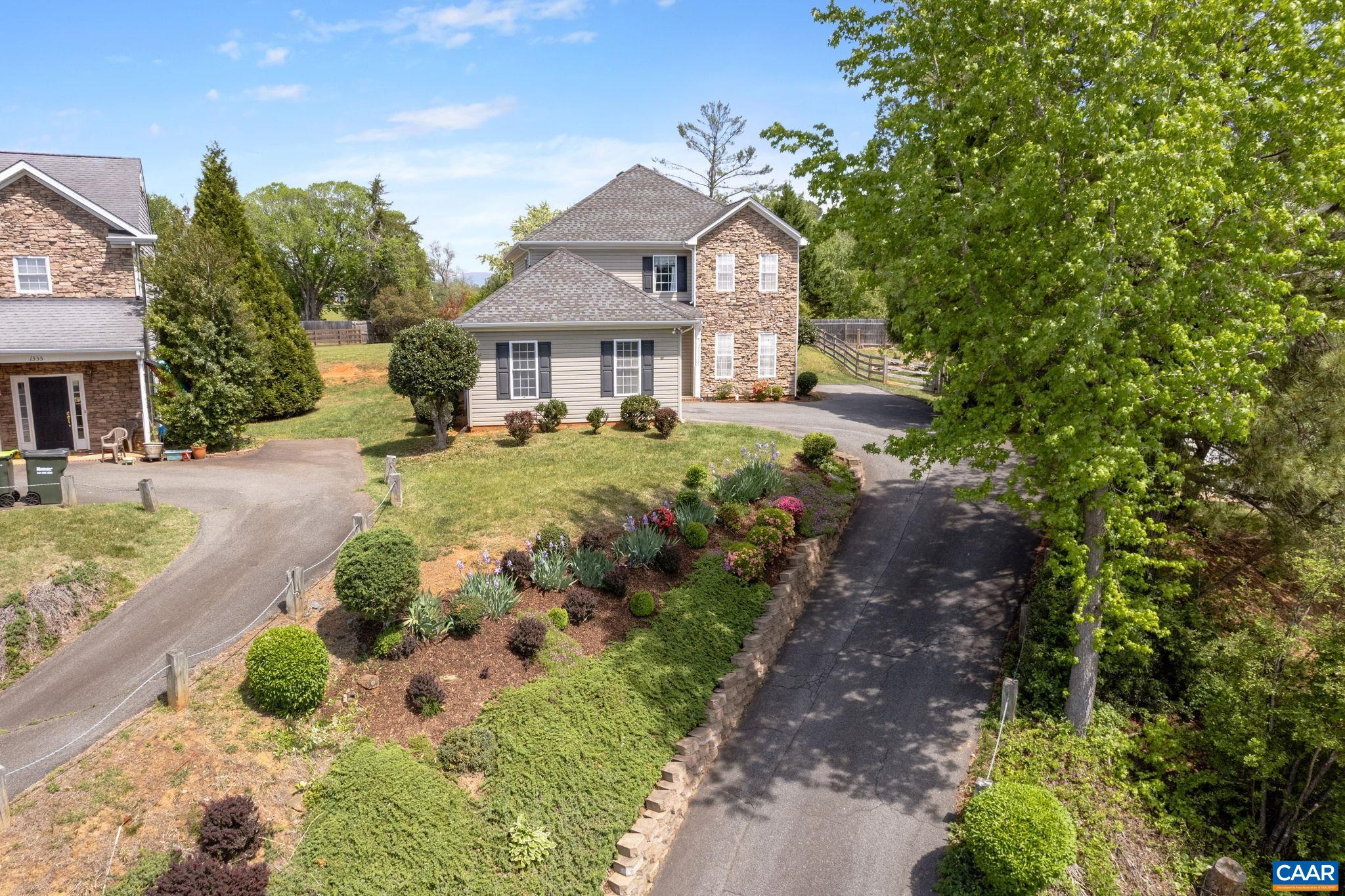1365 AMBER RIDGE RD