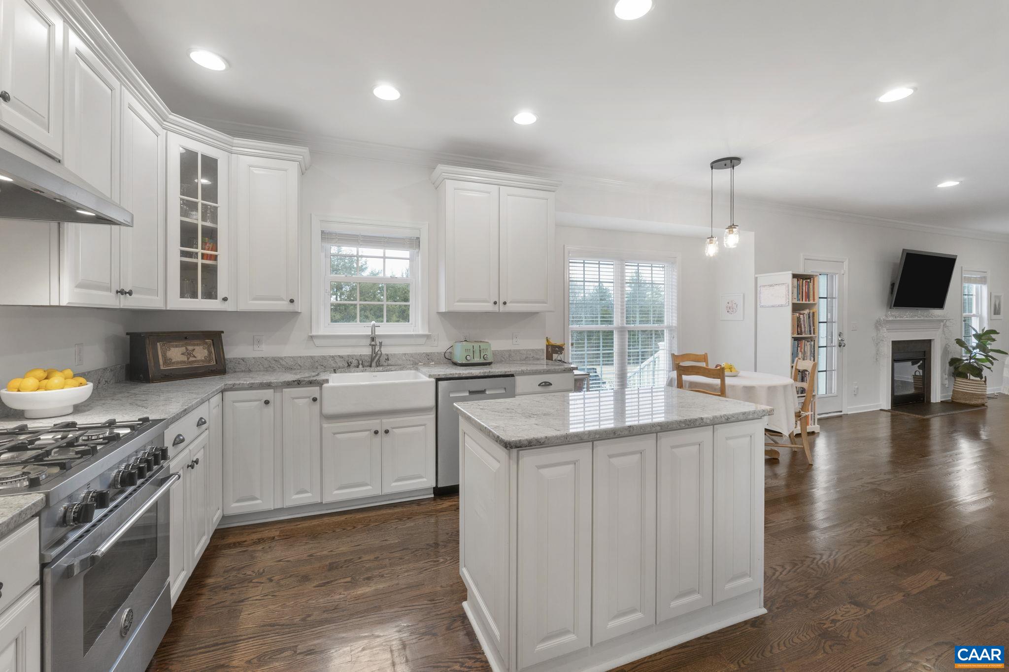 1243 WOODCOCK PL