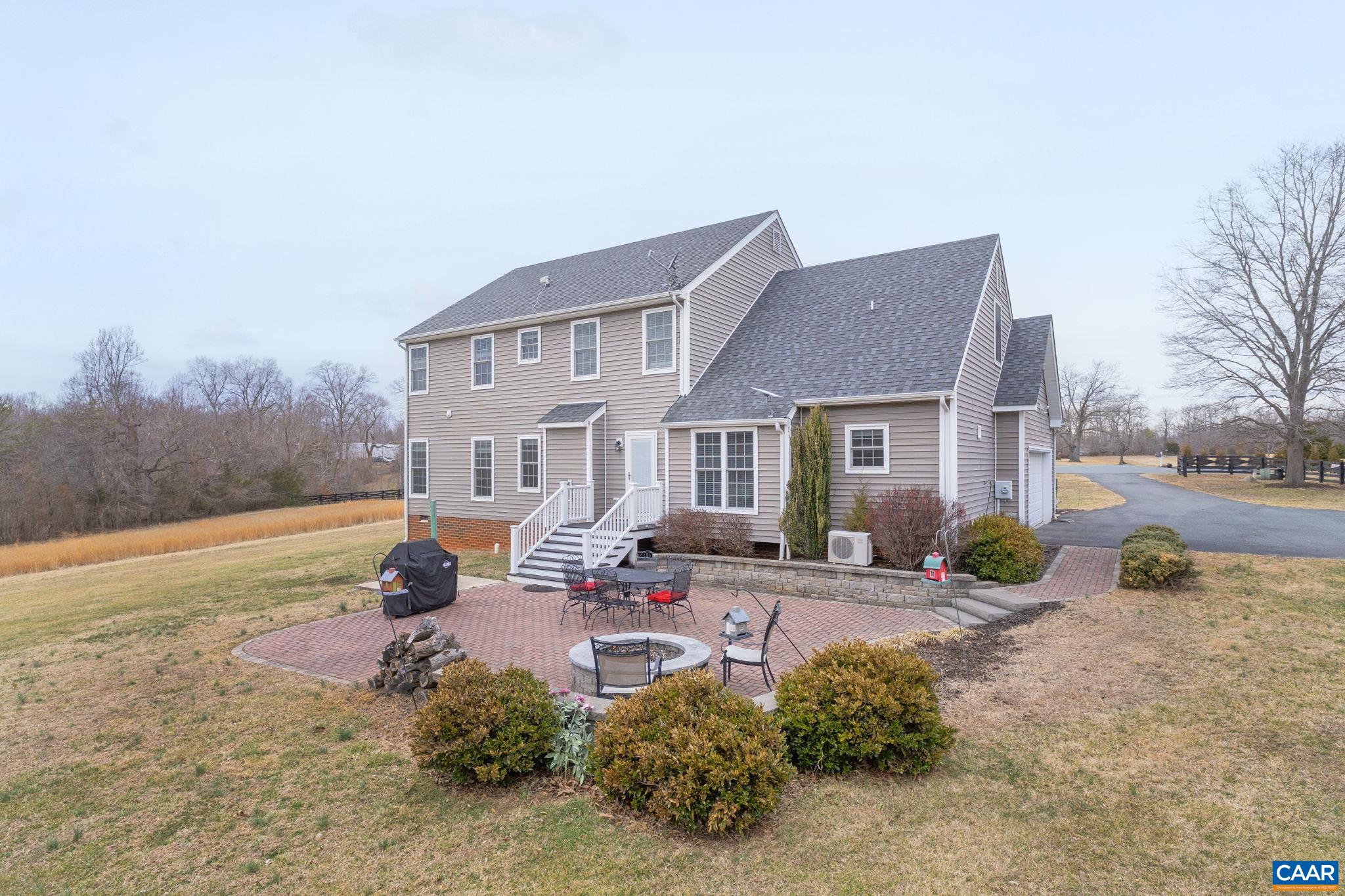 1243 WOODCOCK PL
