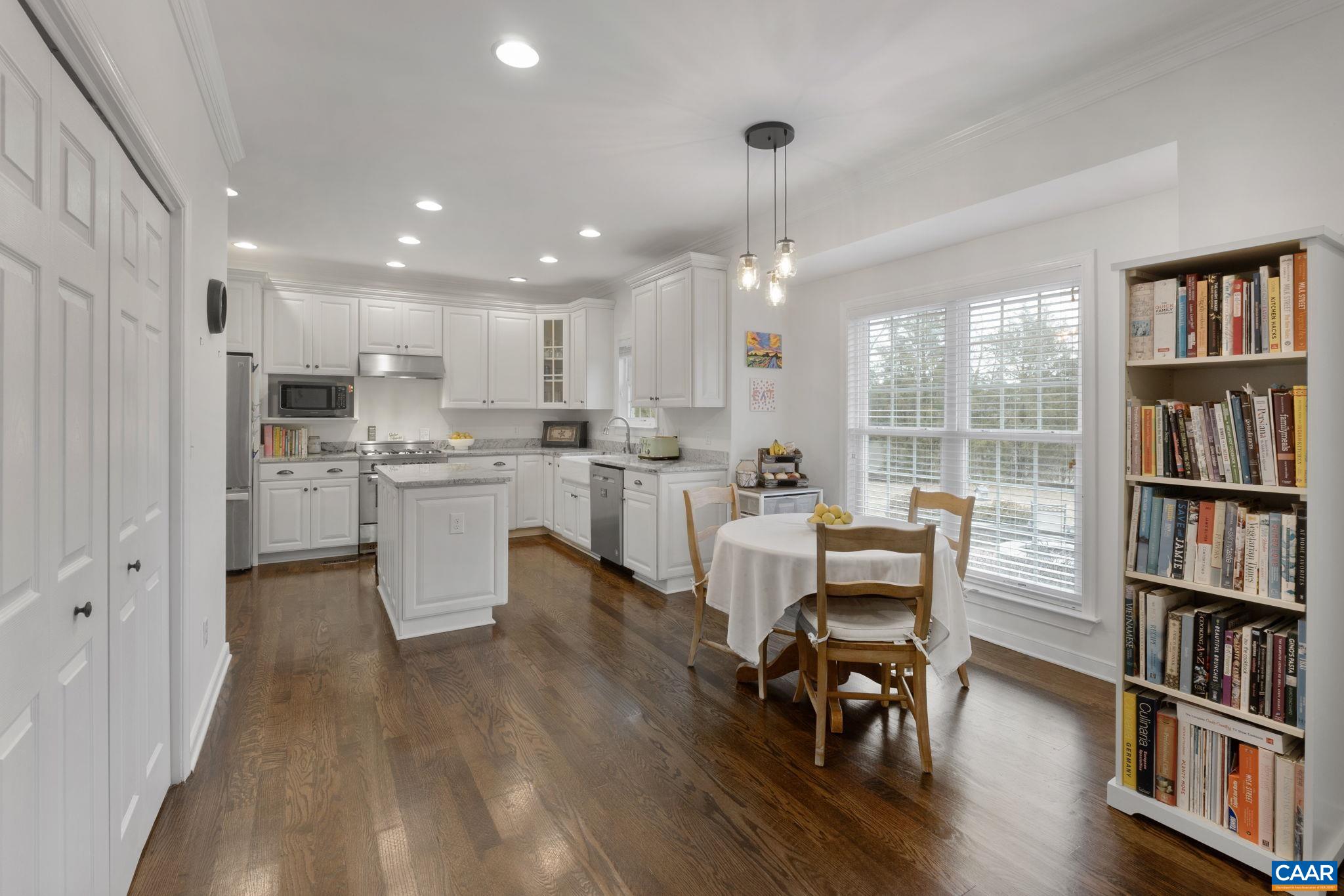 1243 WOODCOCK PL