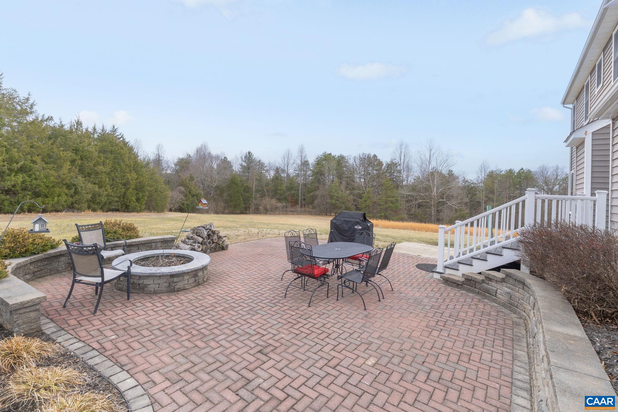 1243 WOODCOCK PL