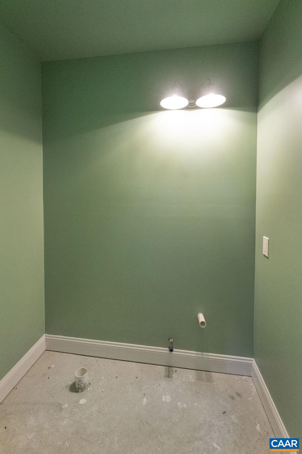 1243 WOODCOCK PL
