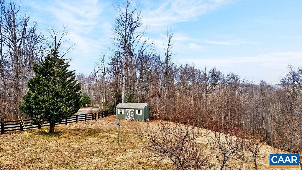 62 SUMMIT CT