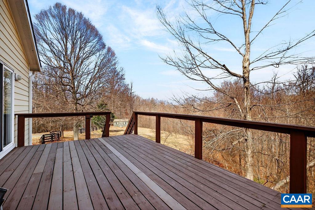 62 SUMMIT CT