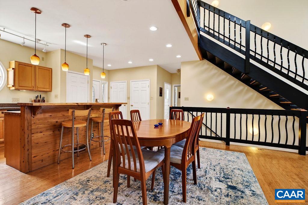 62 SUMMIT CT
